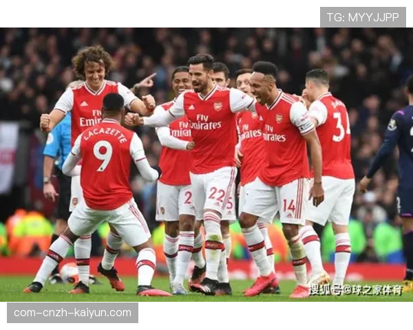 拉卡泽特转会离队 里昂锋线重组米卡乌塔泽担纲 拉卡泽特转会离队 里昂锋线重组米卡乌塔泽担纲